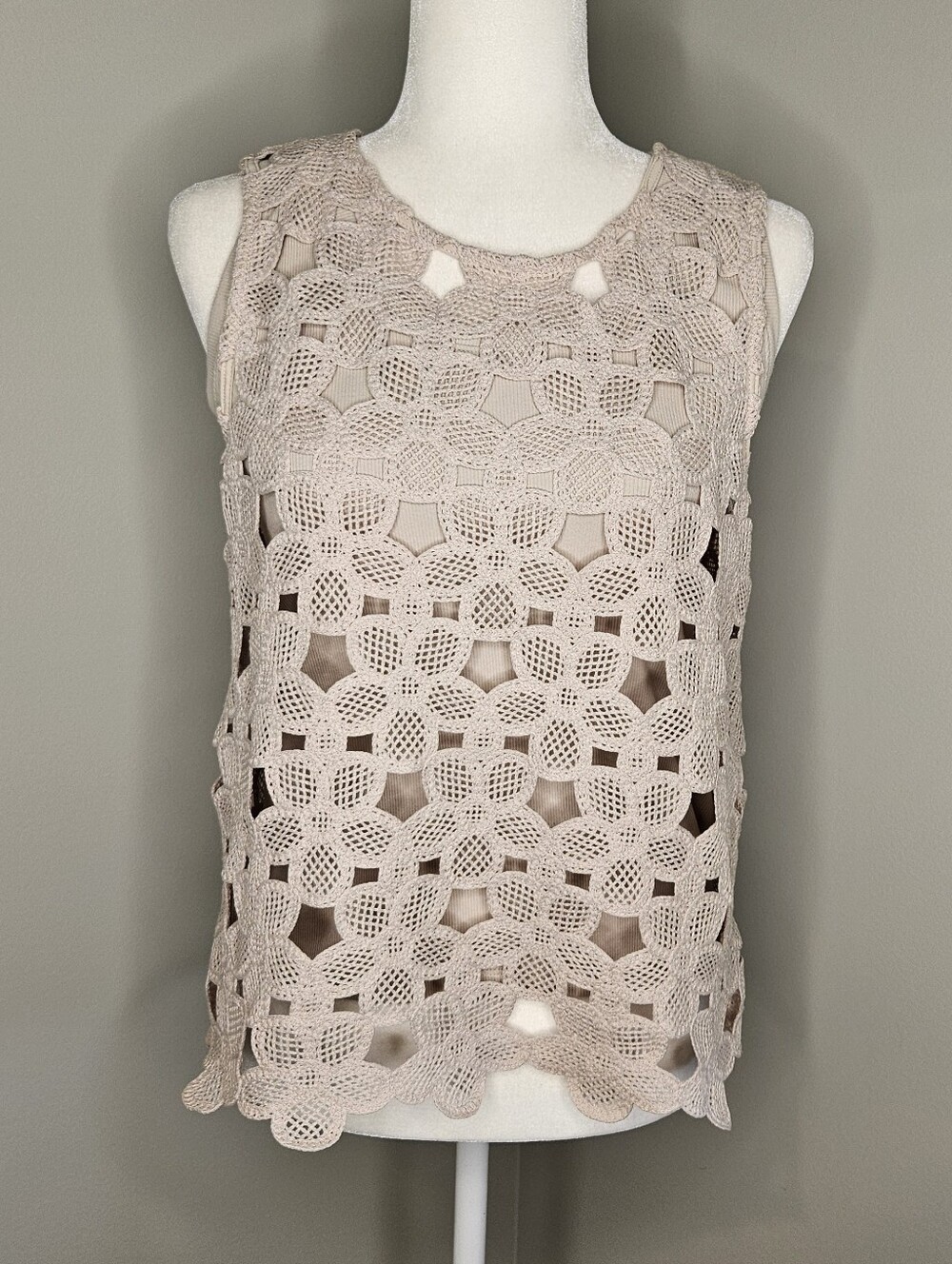 Loft Daisy Knit Crochet Top, Tan Size Medium With Tank Top